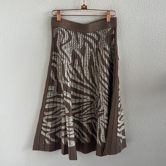 NWT Zic + Zoe A Line skirt Animal Print Pull On Flare Elastic Waist XS - Picture 1 of 7
